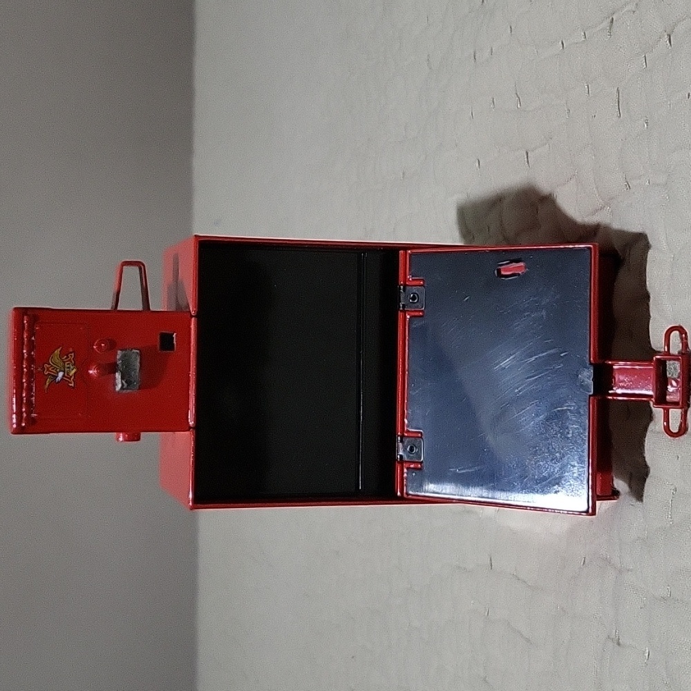 Liberty Classics Anheuser- Bush‎ Budweiser 150th Anniversary Coin Bank - Picture 2 of 11